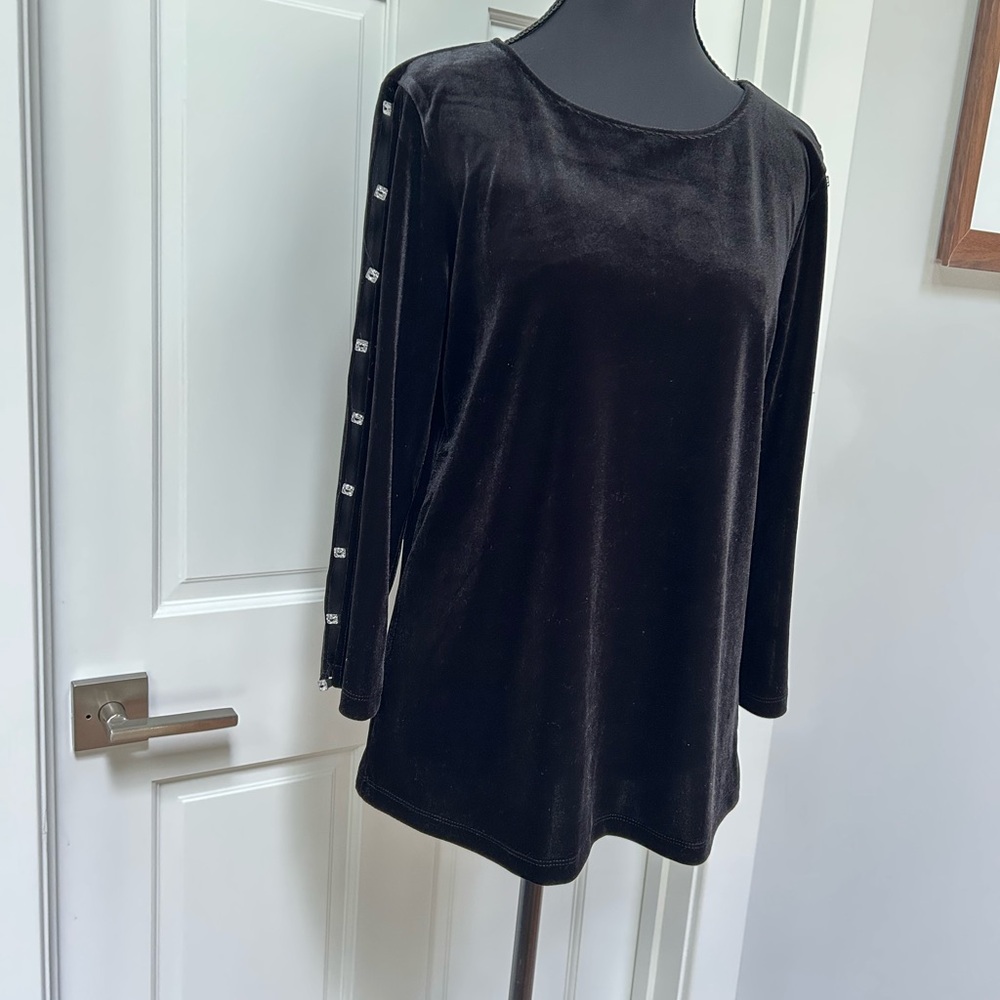 Cable & Gauge Classic Black Apparel